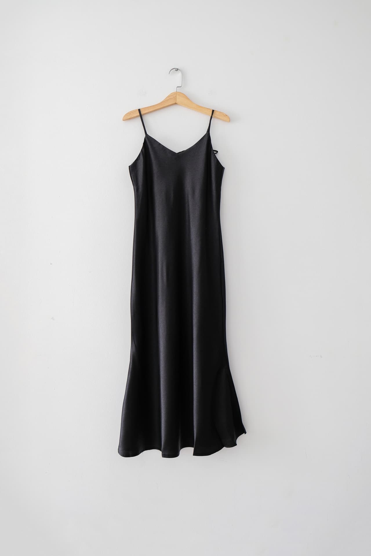 SEXIE SLING DRESS