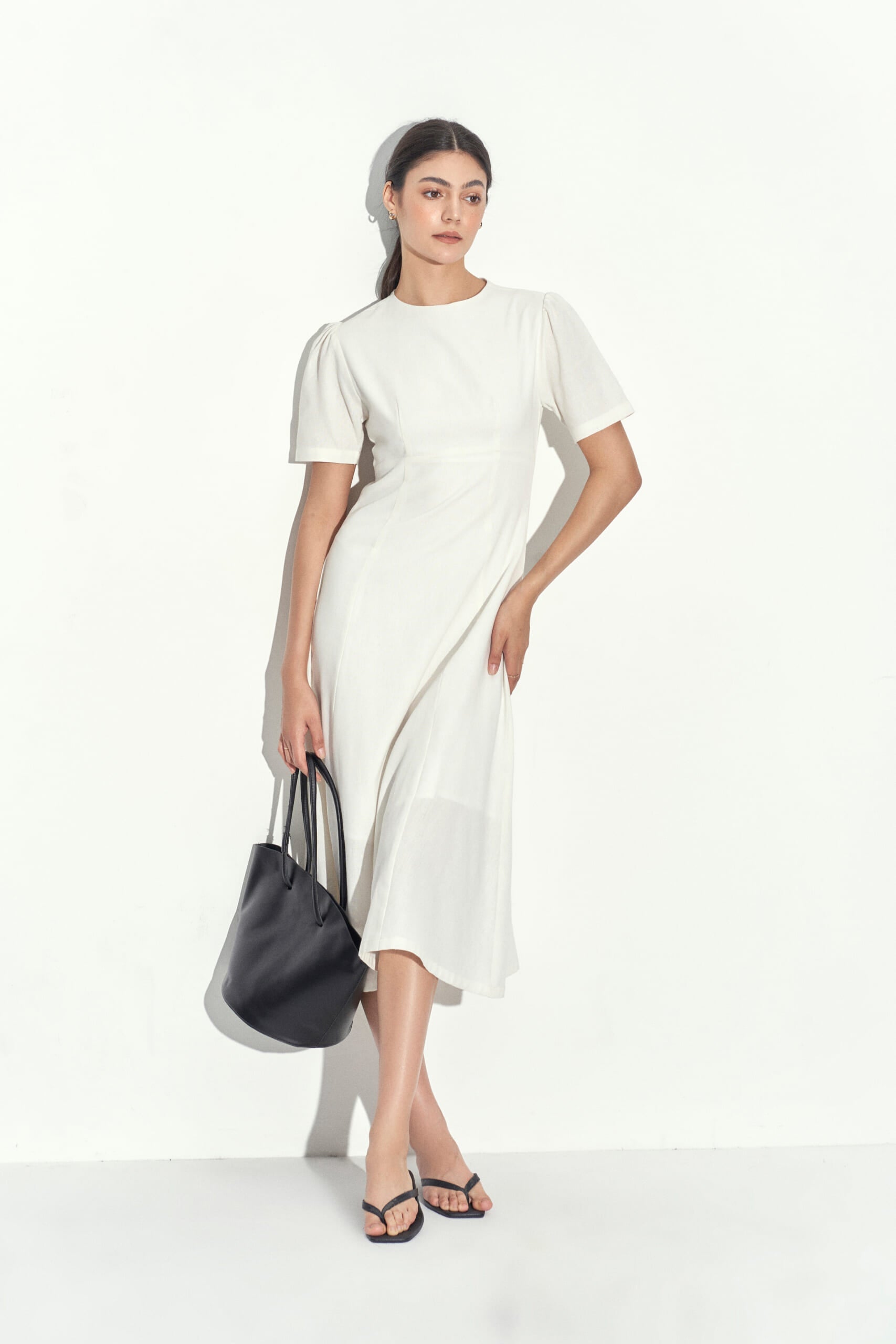 MUSE LINEN DRESS