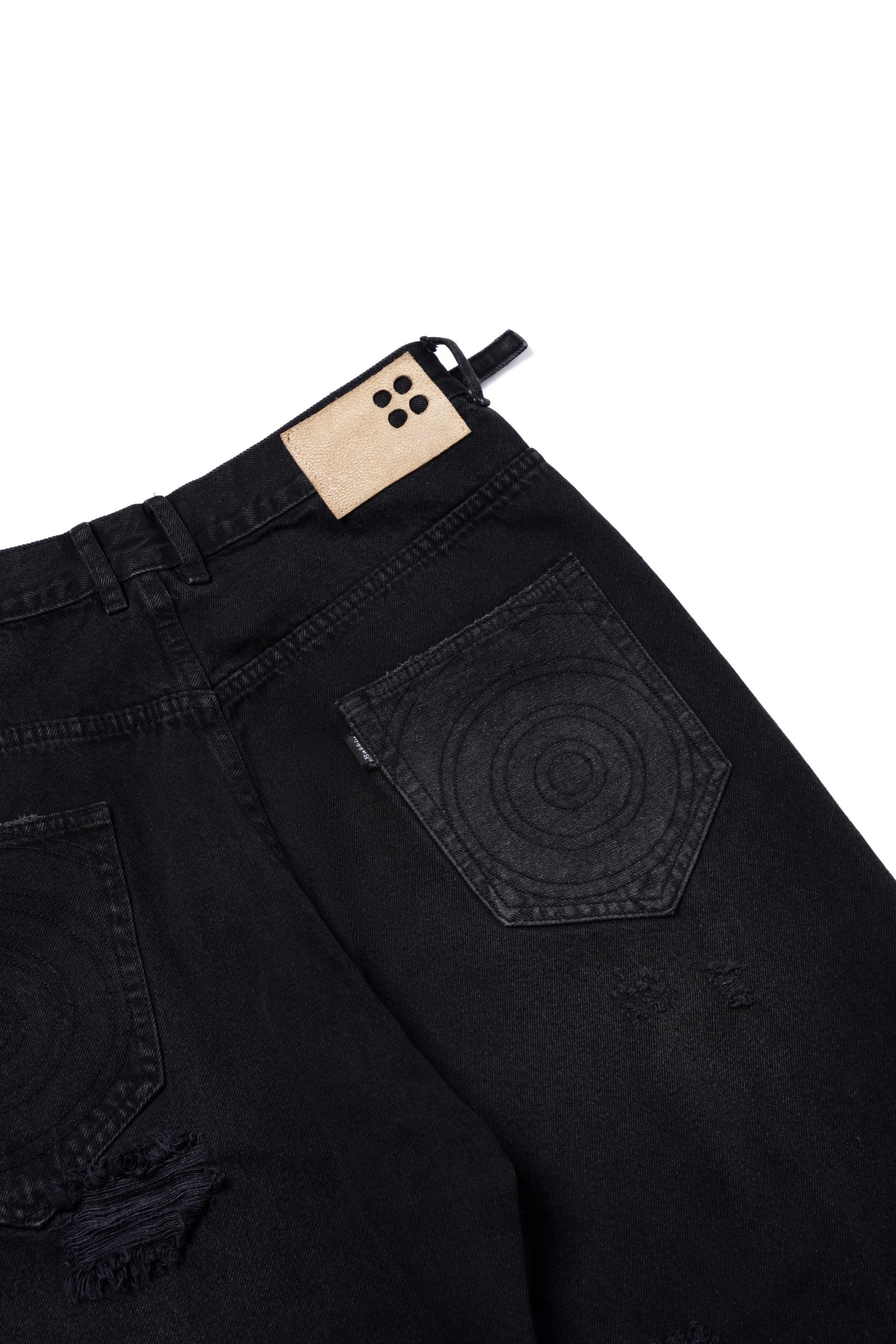 4-Hole Puncher Denim Jeans