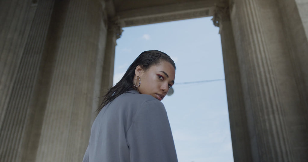 4937261-uhd_4096_2160_25fps